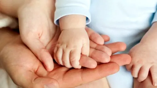 Adottare un bambino a Roma: Ecco perchè un consulente finanziario è necessario